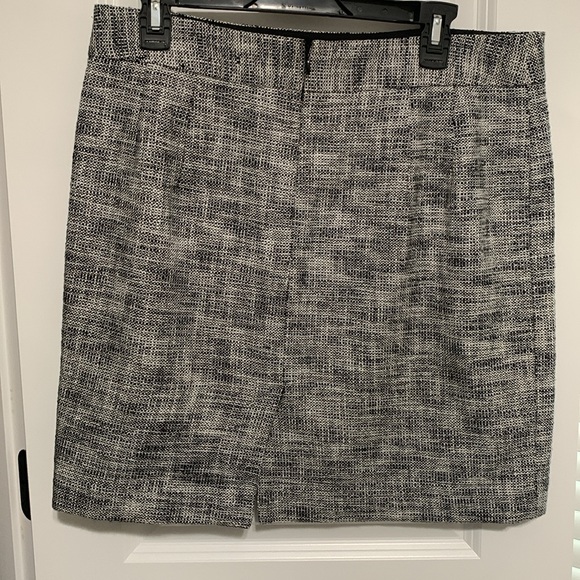 Banana Republic Size 12P Dress Skirt - Picture 2 of 2